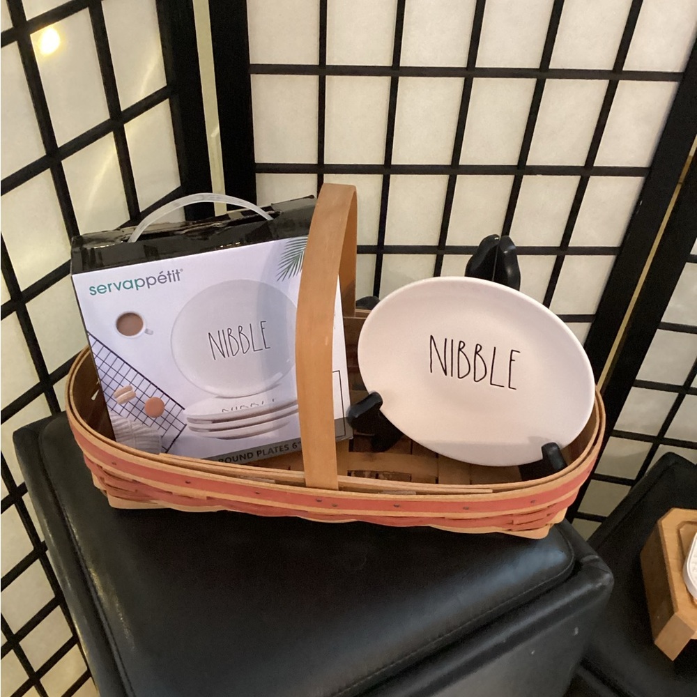 Servappétit 'Nibble' Small White Plate Set